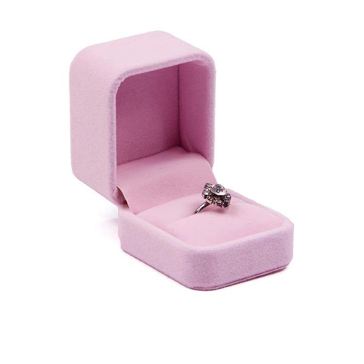 BLACK VELVET EARRING,RING, NOSE & BELLY PIERCING BOX - officialdripdoll