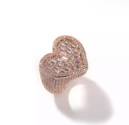 BAGUETTE HEART RING